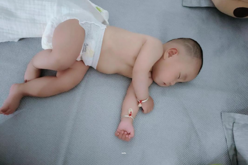 温县怀孕肚子撑的难受